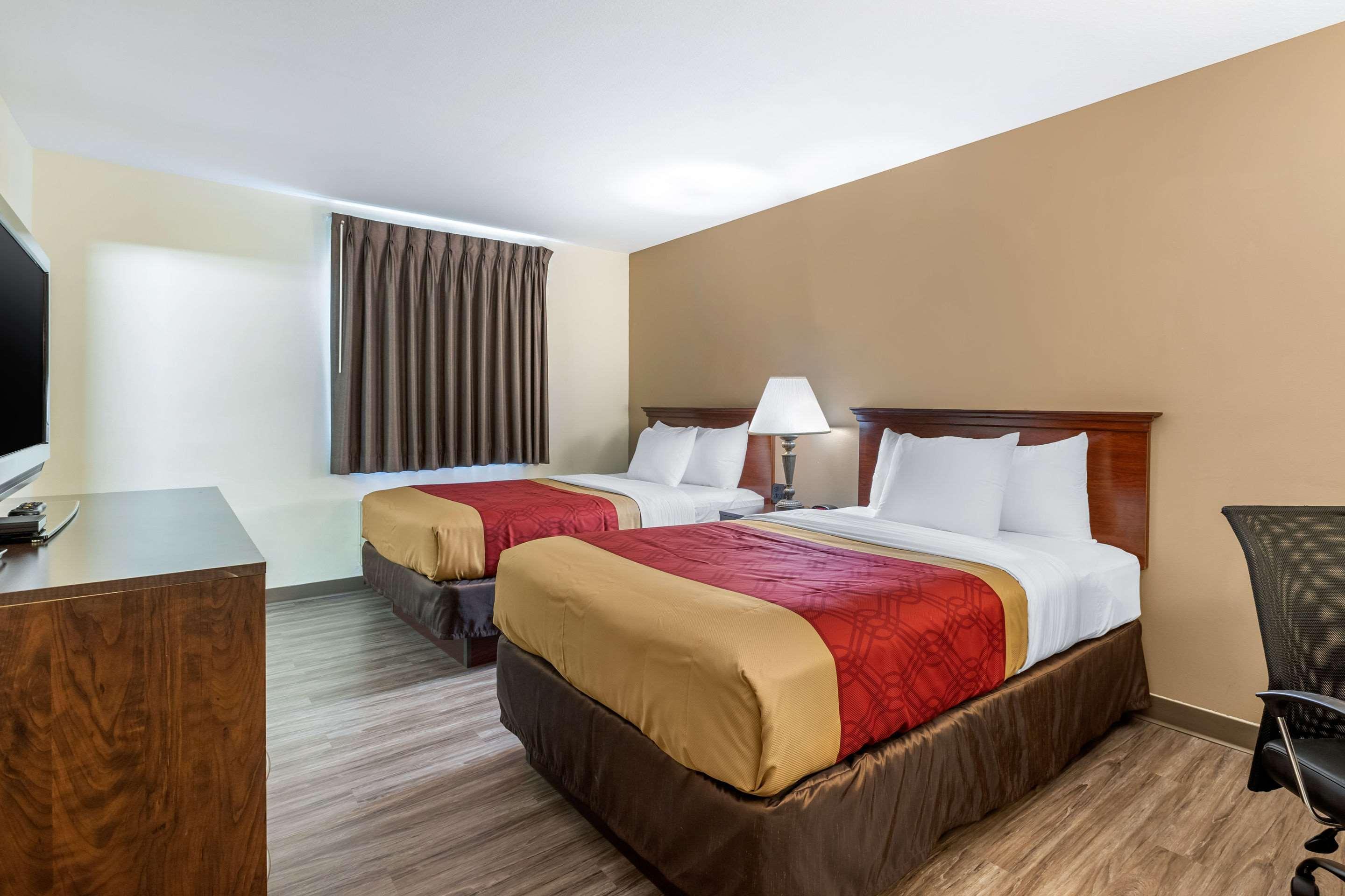 Econo Lodge Inn & Suites Fairgrounds Des Moines Exterior foto