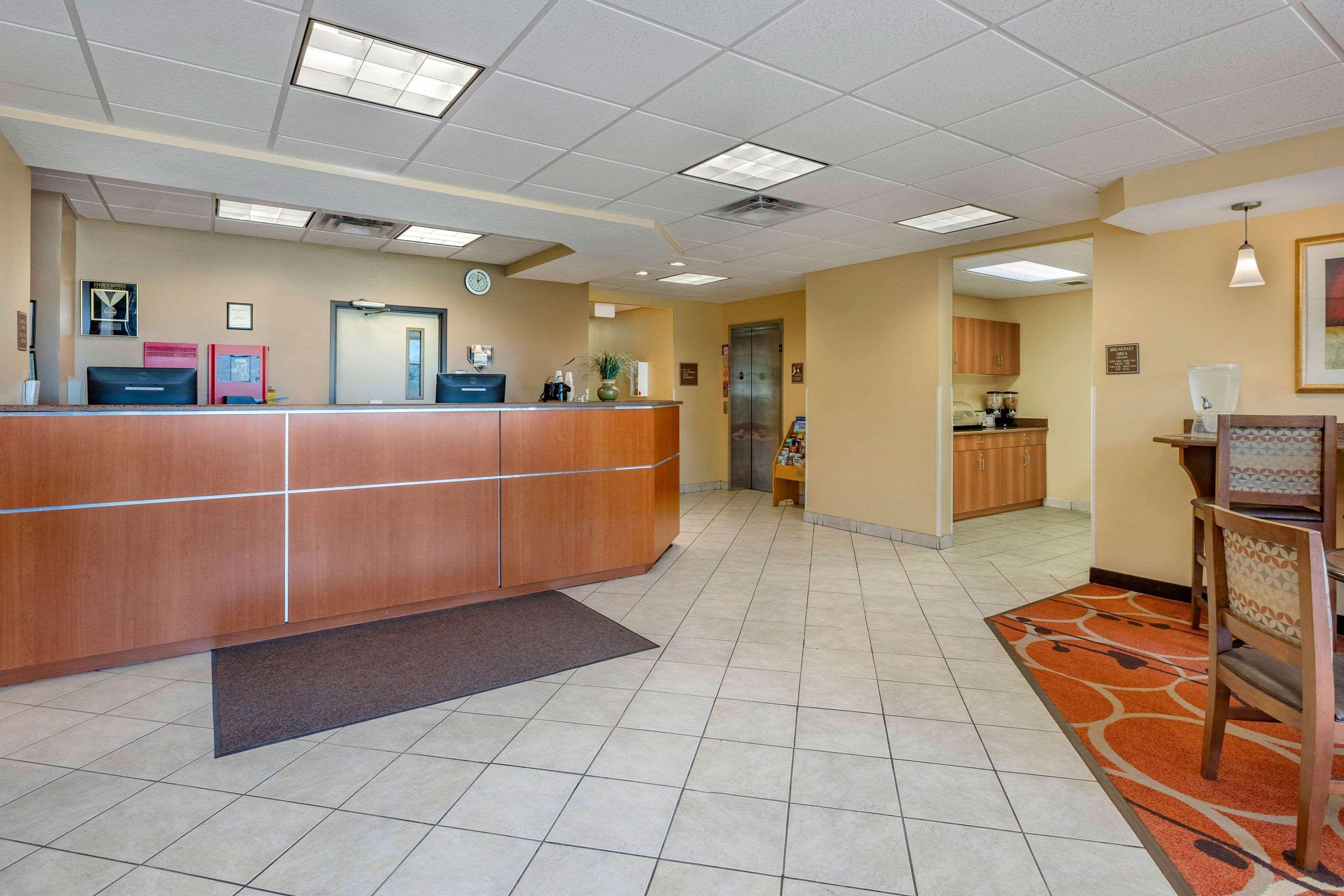Econo Lodge Inn & Suites Fairgrounds Des Moines Exterior foto